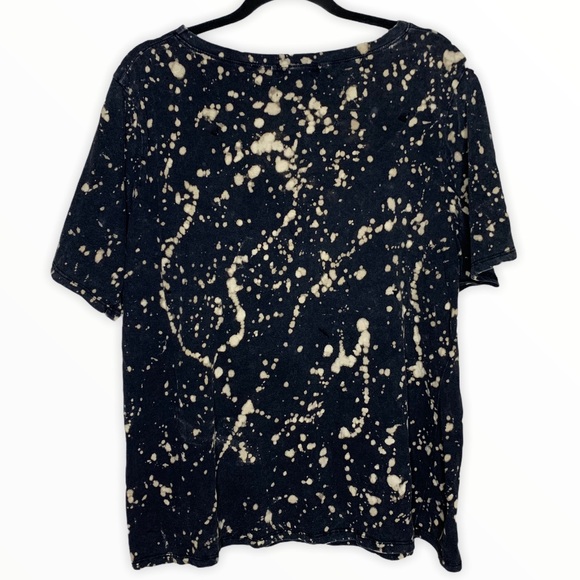 Hand Bleached Graphic Tee V Neck Key Hole - DIY Size 16 - Picture 2 of 10